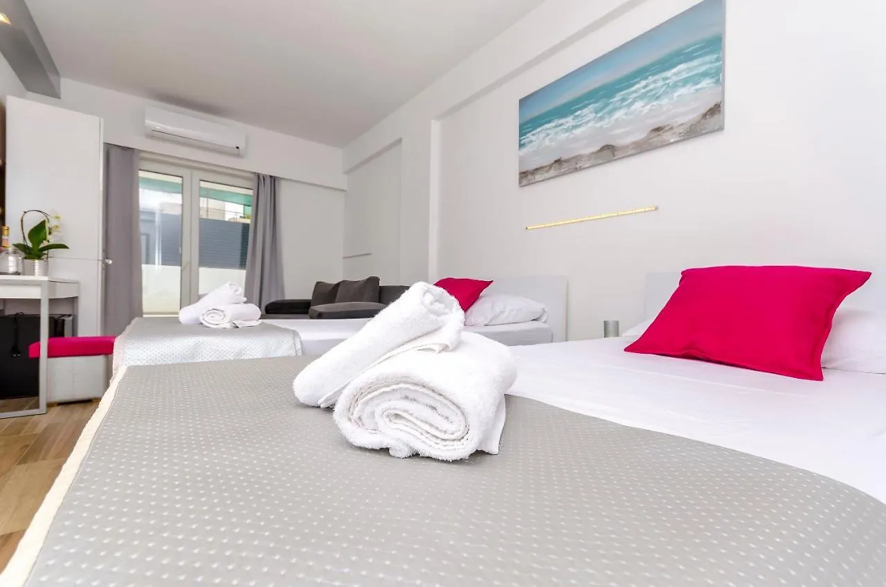 Guest house All Saints Suites B&B Kastela Kastel Stafilic