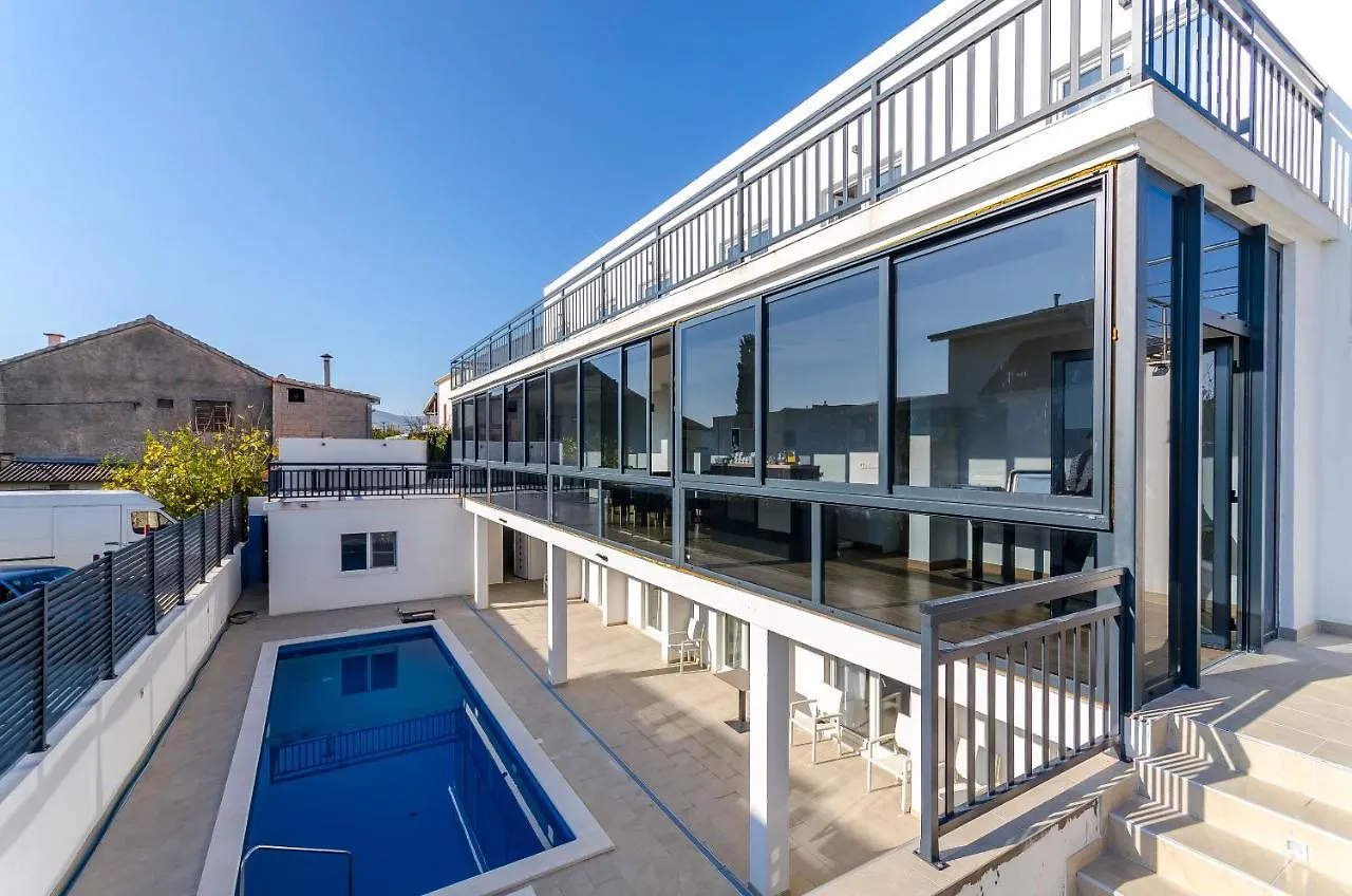 All Saints Suites B&B Kastela Kastel Stafilic 3*,  Croatia